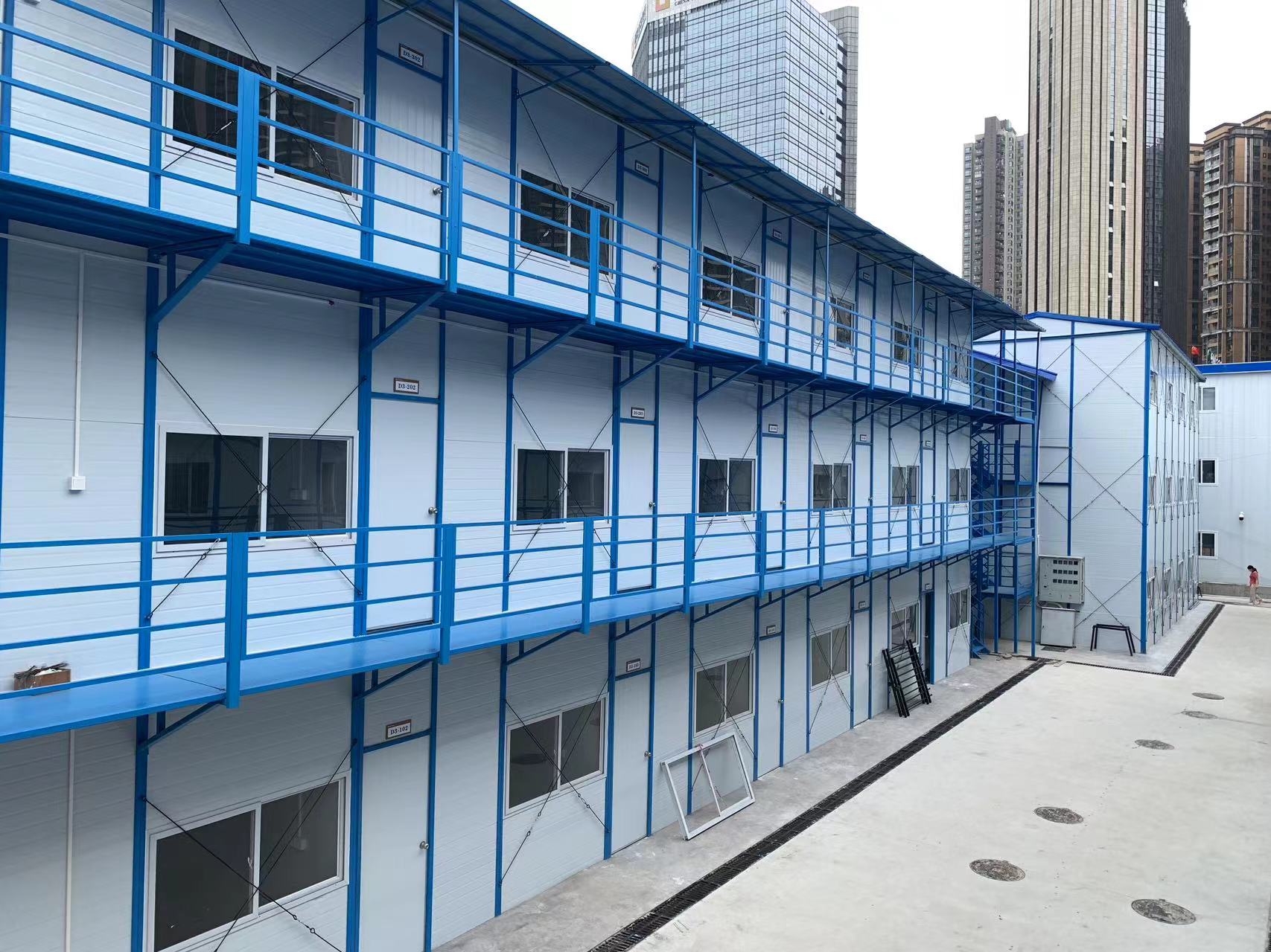 Multi-storey modular workforce accommodation